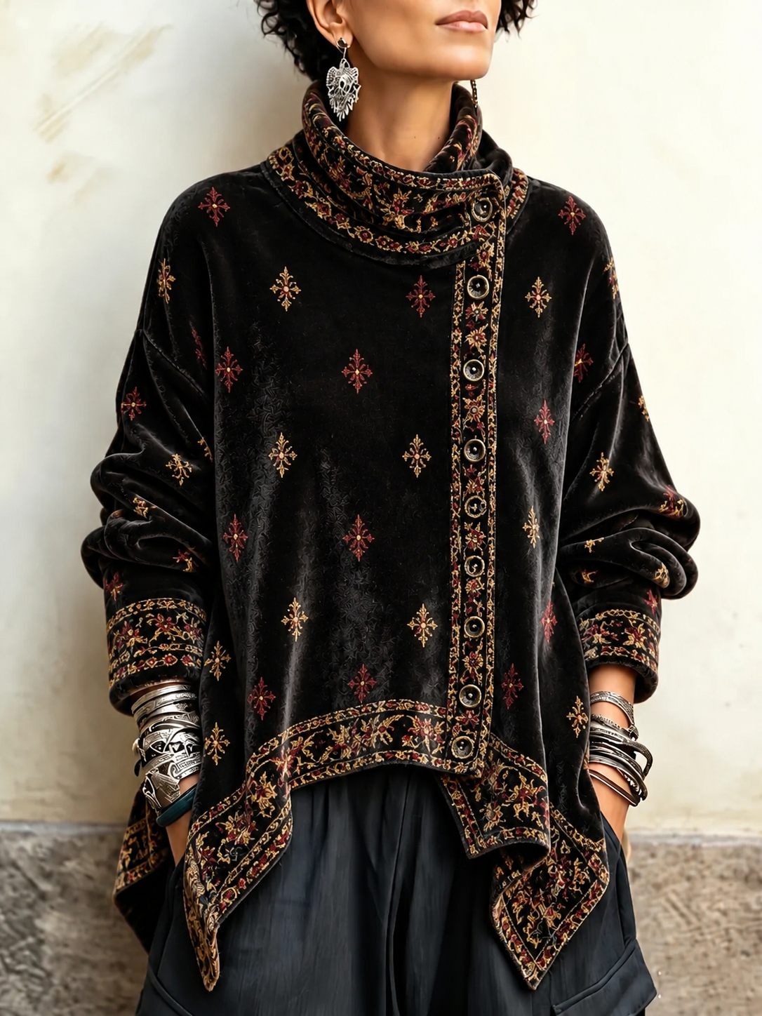 Aurelia | Embroidered Velvet Top