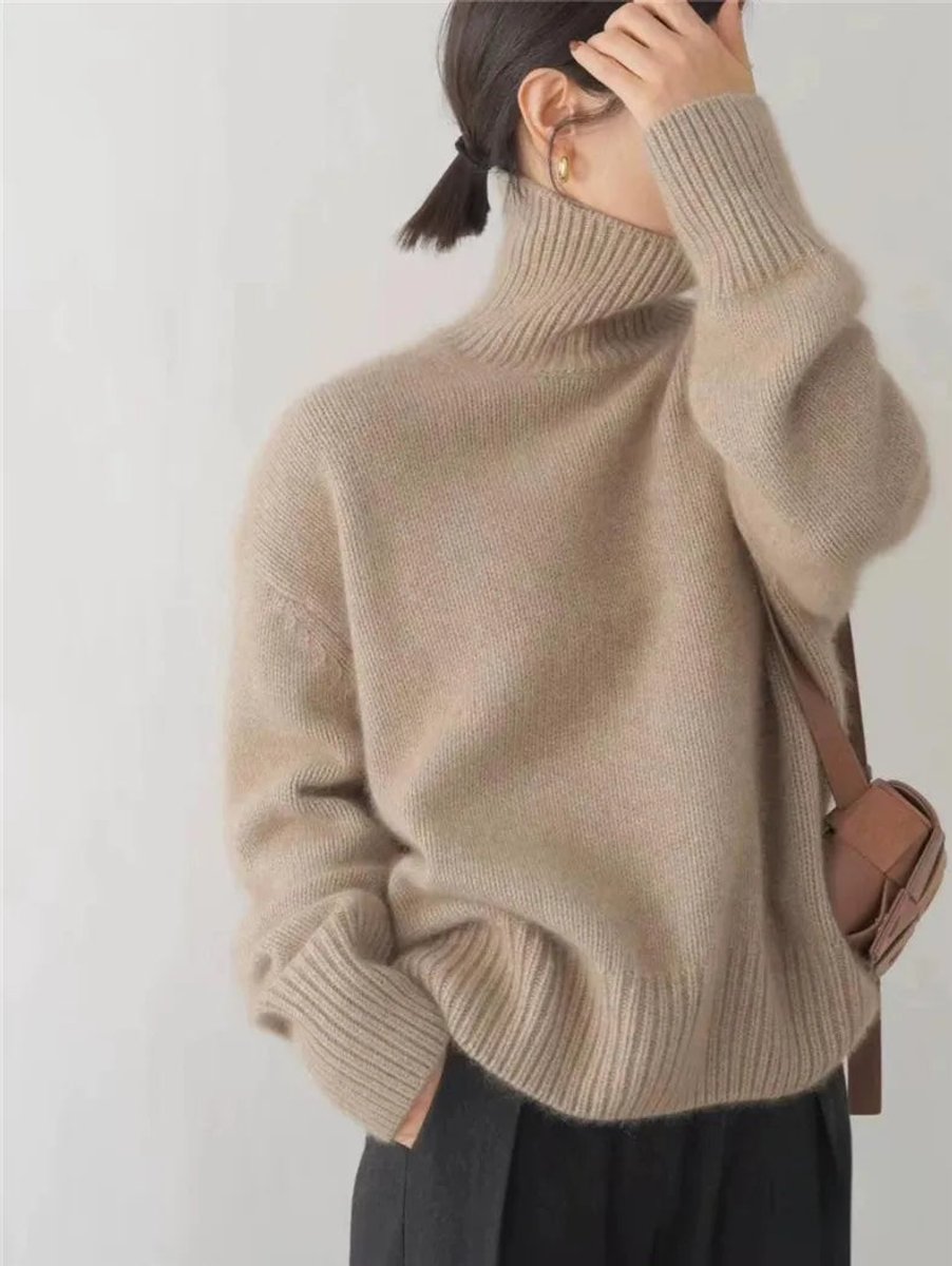Harper - Women's Oversized Turtleneck Cashmere Knit Sweater